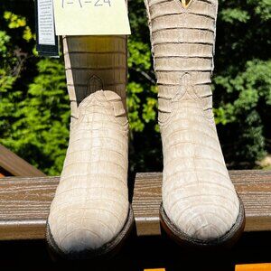 [SOLD] Lucchese NWT Handmade Classic Full Sueded Caiman Belly in Size 6.5B